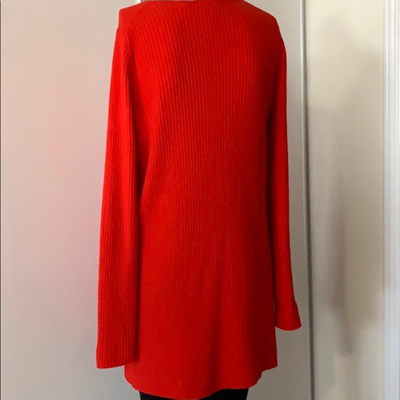 Anthropologie sweater with V neck - Picture 3 of 6